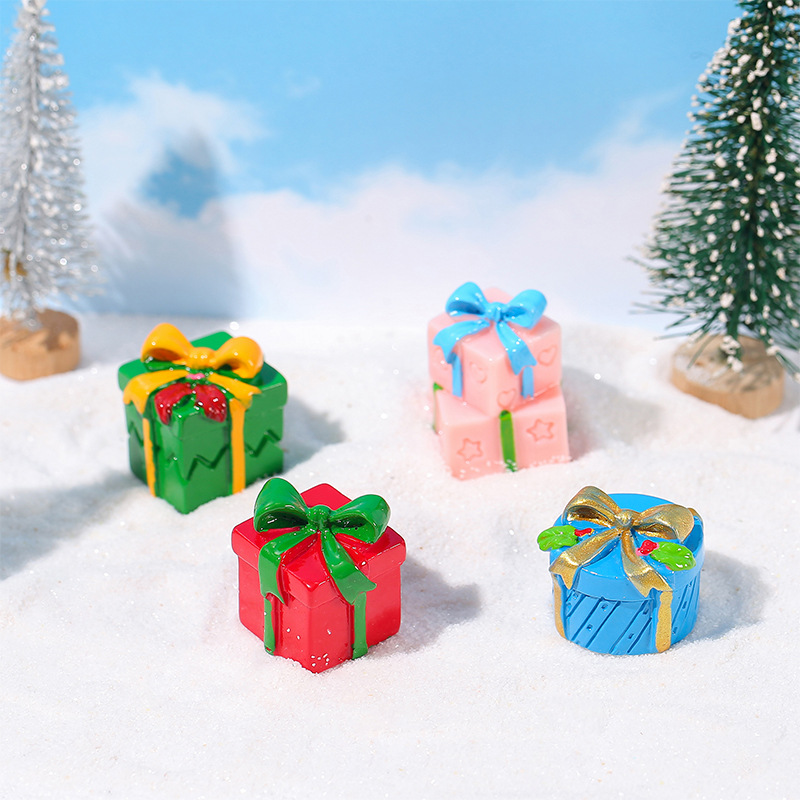 Car Accessories Xmas Gifts - 1Pc Mini Kerstcadeaudoos Hars Beeldjes Auto