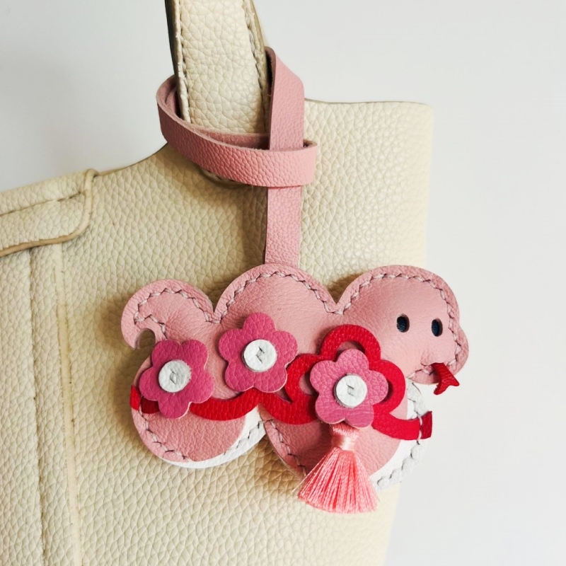 Unieke schattige lederen handg - Car Accessories Xmas Gifts recensie en prijs